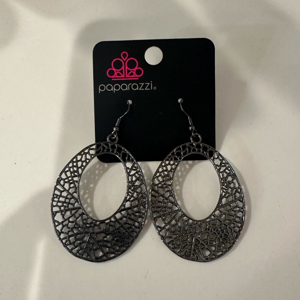 3/$15 or 5/$20 - Paparazzi Serenely Shattered Black Earrings NWT